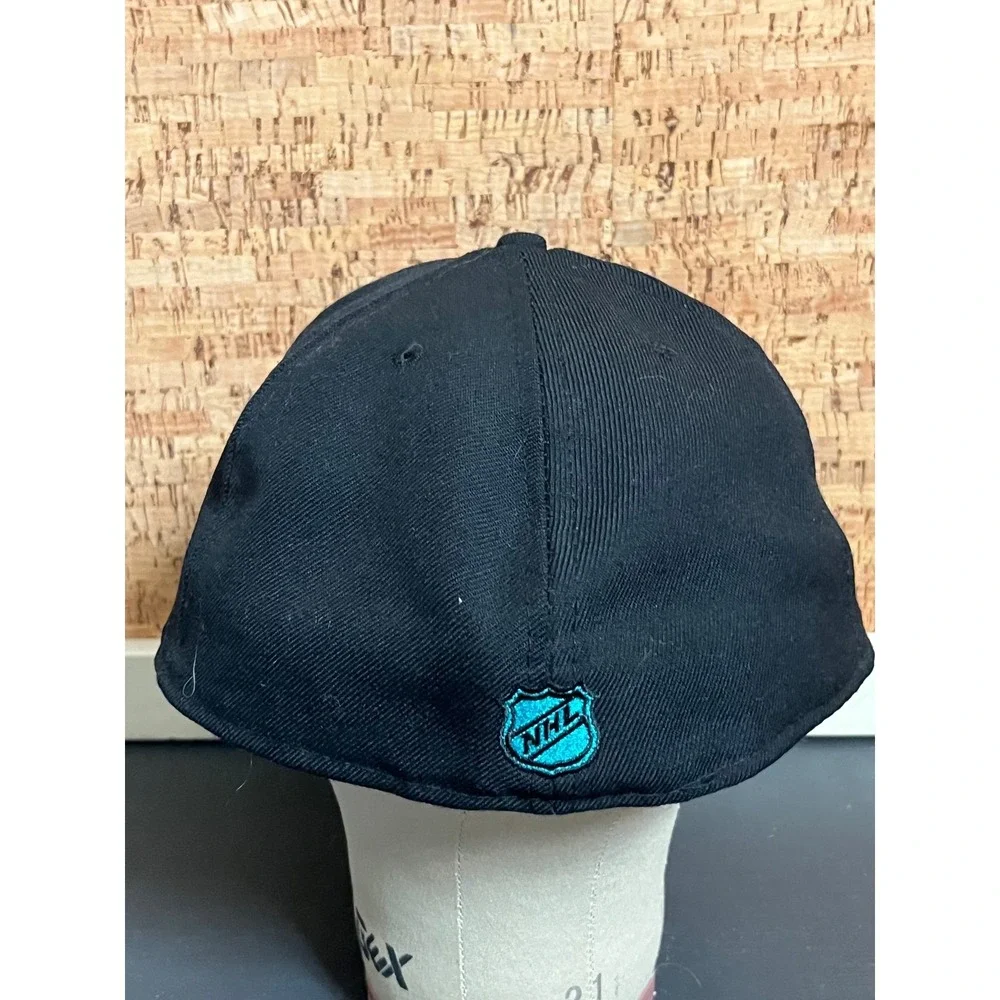 New Era material pattern accent